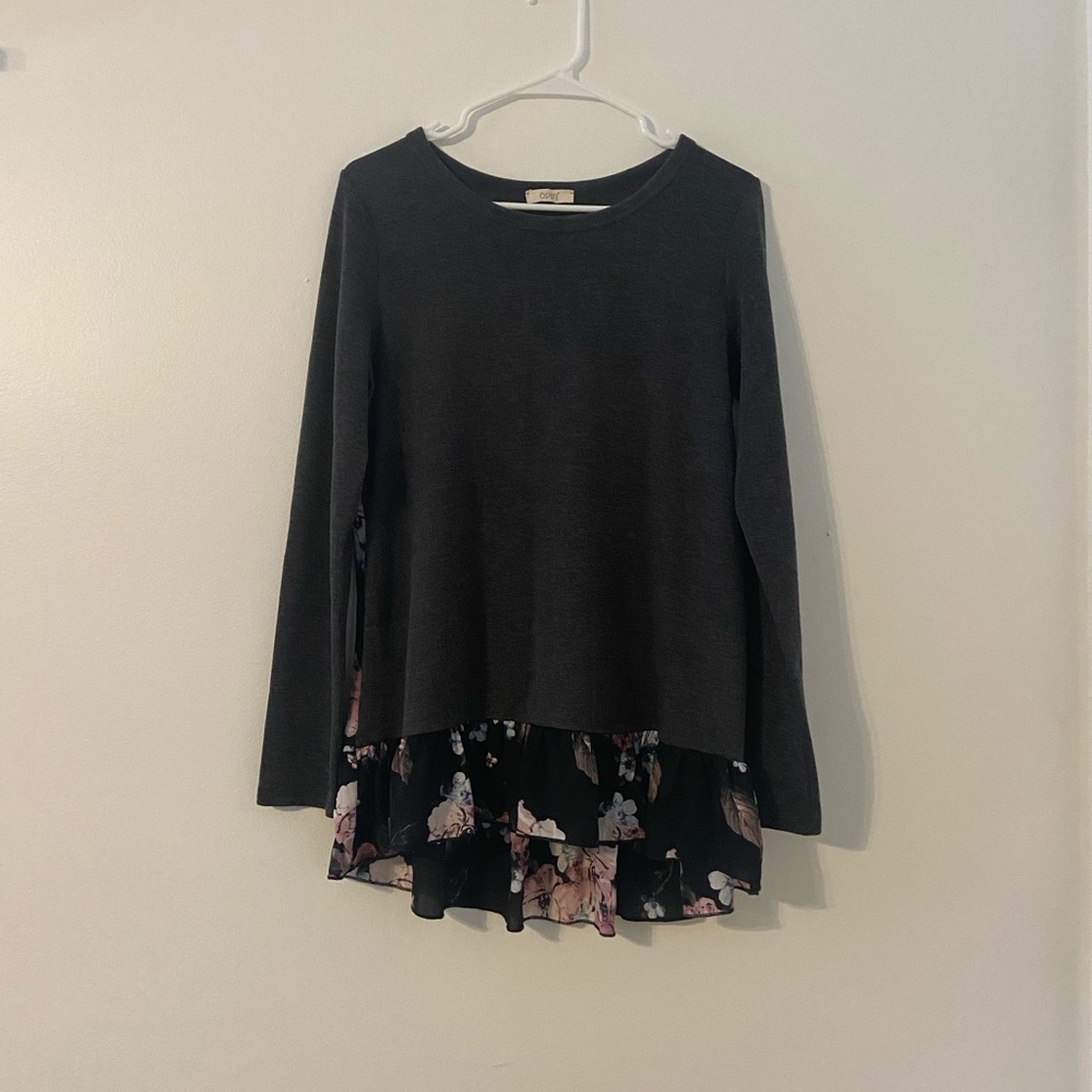 Boho Grey Floral Top M